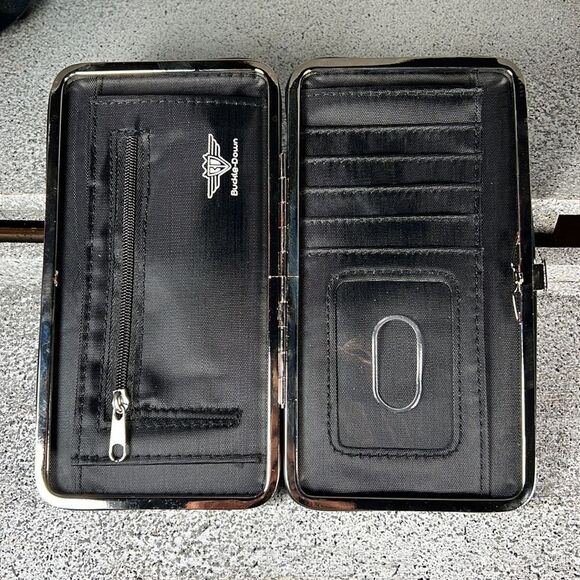 Buckle Down Friends TV Series Snap Wallet Case - Picture 2 of 4